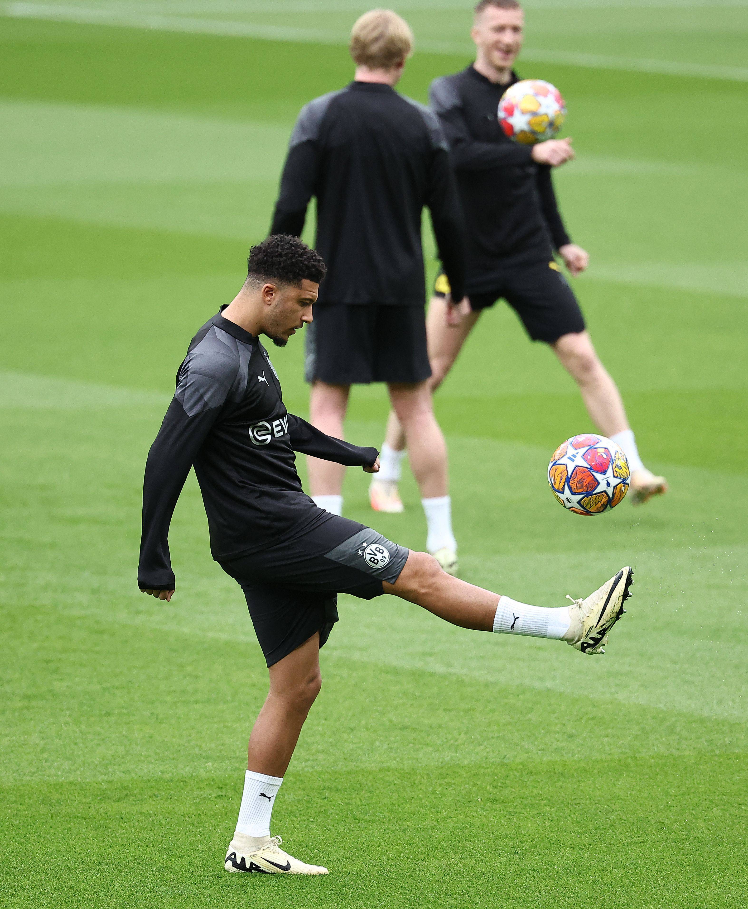 多特蒙德足球_足球——欧冠:多特蒙德赛前备战