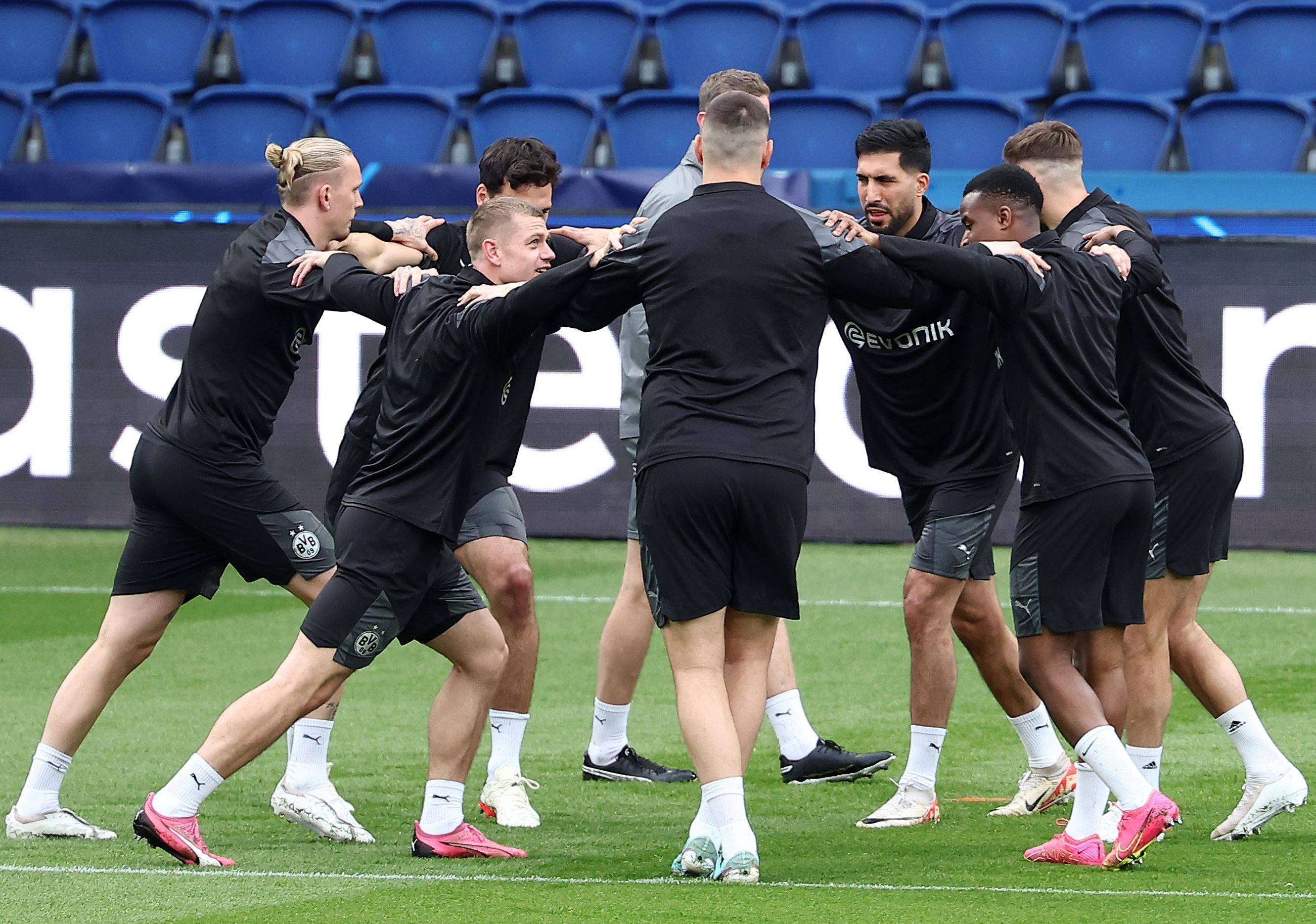 多特蒙德足球_足球——欧冠:多特蒙德赛前备战