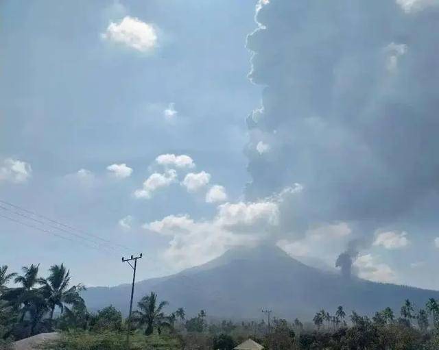 皇冠登3管理出租_江苏一高校发生持刀伤人事件皇冠登3管理出租,致8死17伤,刚刚,警方通报