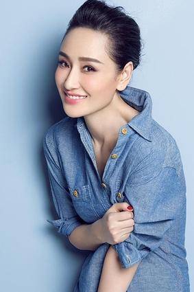 皇冠信用网网址_演员孙宁皇冠信用网网址,与王学兵离婚10年后,前夫家庭美满,她却至今婚姻成谜