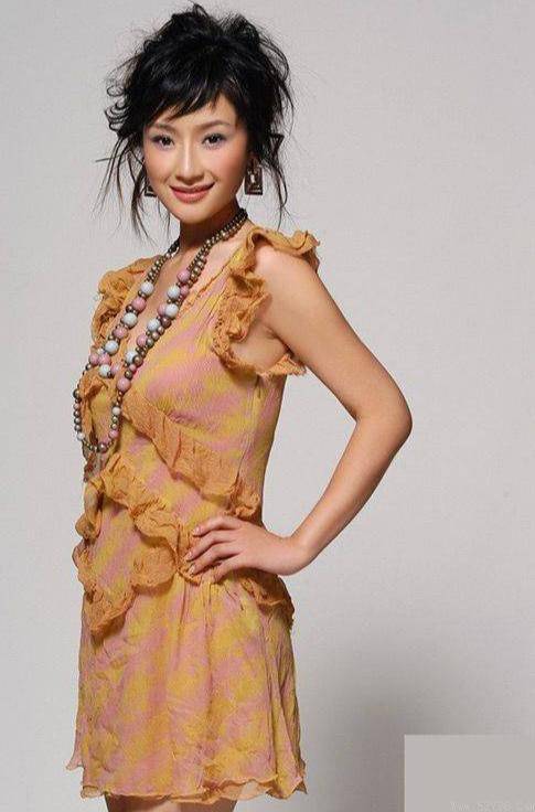 皇冠信用网网址_演员孙宁皇冠信用网网址,与王学兵离婚10年后,前夫家庭美满,她却至今婚姻成谜