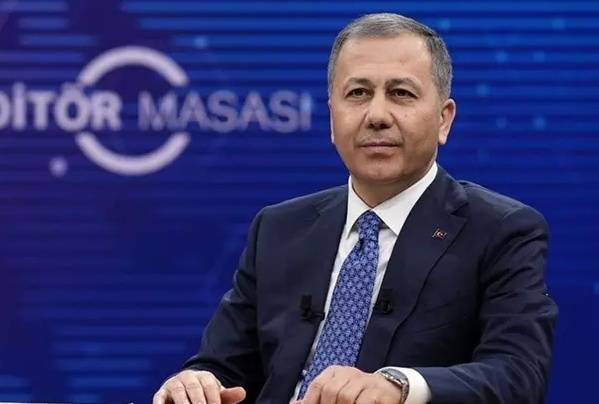 皇冠信用网会员如何注册_土耳其内政部长:过去15天已有超2.5万叙利亚难民从土耳其返乡