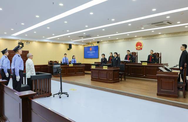 皇冠信用网会员怎么开通
_有重大立功表现皇冠信用网会员怎么开通
,安徽省财政厅原副厅长孟照红一审获刑八年半