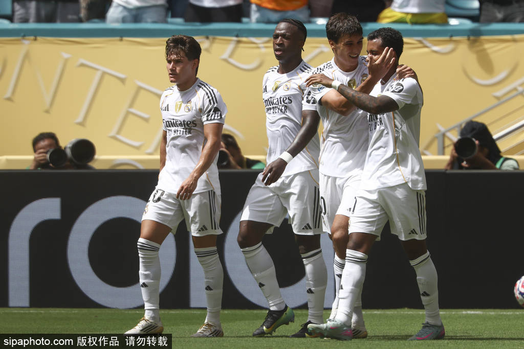 巴黎圣日耳曼足球_世俱杯-巴尔韦德失点贡萨洛破门 阿隆索执教皇马首秀1-1新月