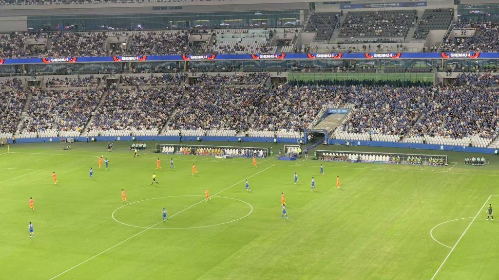 荷兰甲组联赛 | 主场3比3战平山东泰山荷兰甲组联赛,申花中超争冠关键战又掉链子