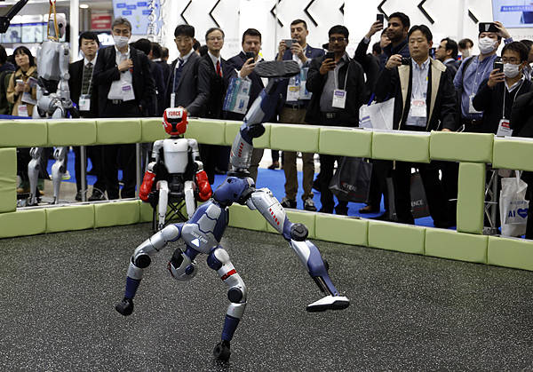 皇冠信用盘账号申请_“工业机器人曾是日本的堡垒皇冠信用盘账号申请,但中国已开始在新轨道上竞争”